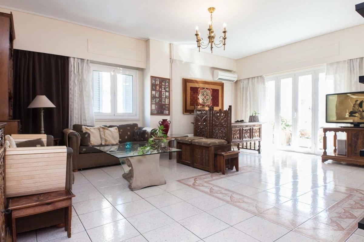 Classical Beauty 3Bd Apt In Peacefull Nea Filothei Atenas Exterior foto